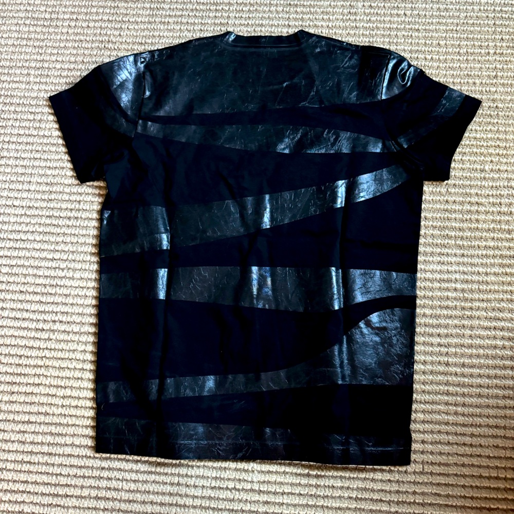 Dsquared2 black and gloss over tape print. Medium